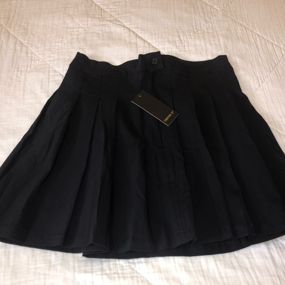 Forever 21 pleated skirt in the size XL